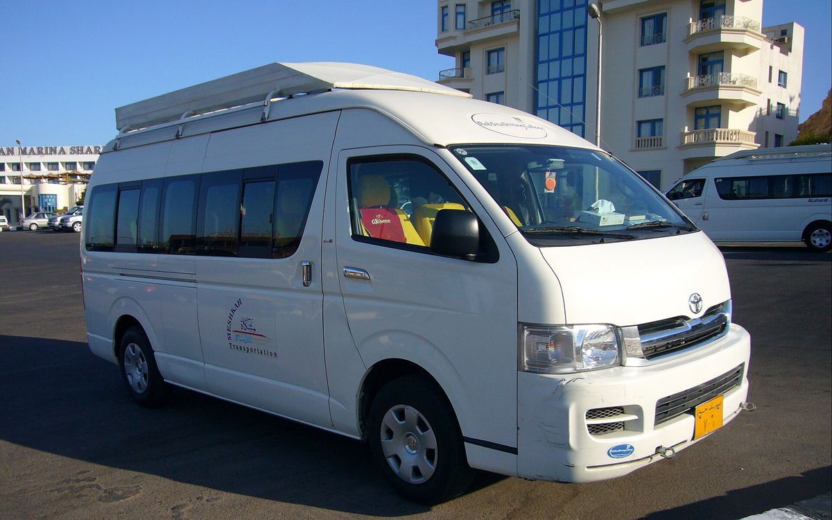 Toyota Hiace commercial van for export from Japan